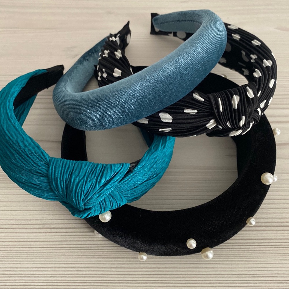 Assorted women’s headbands